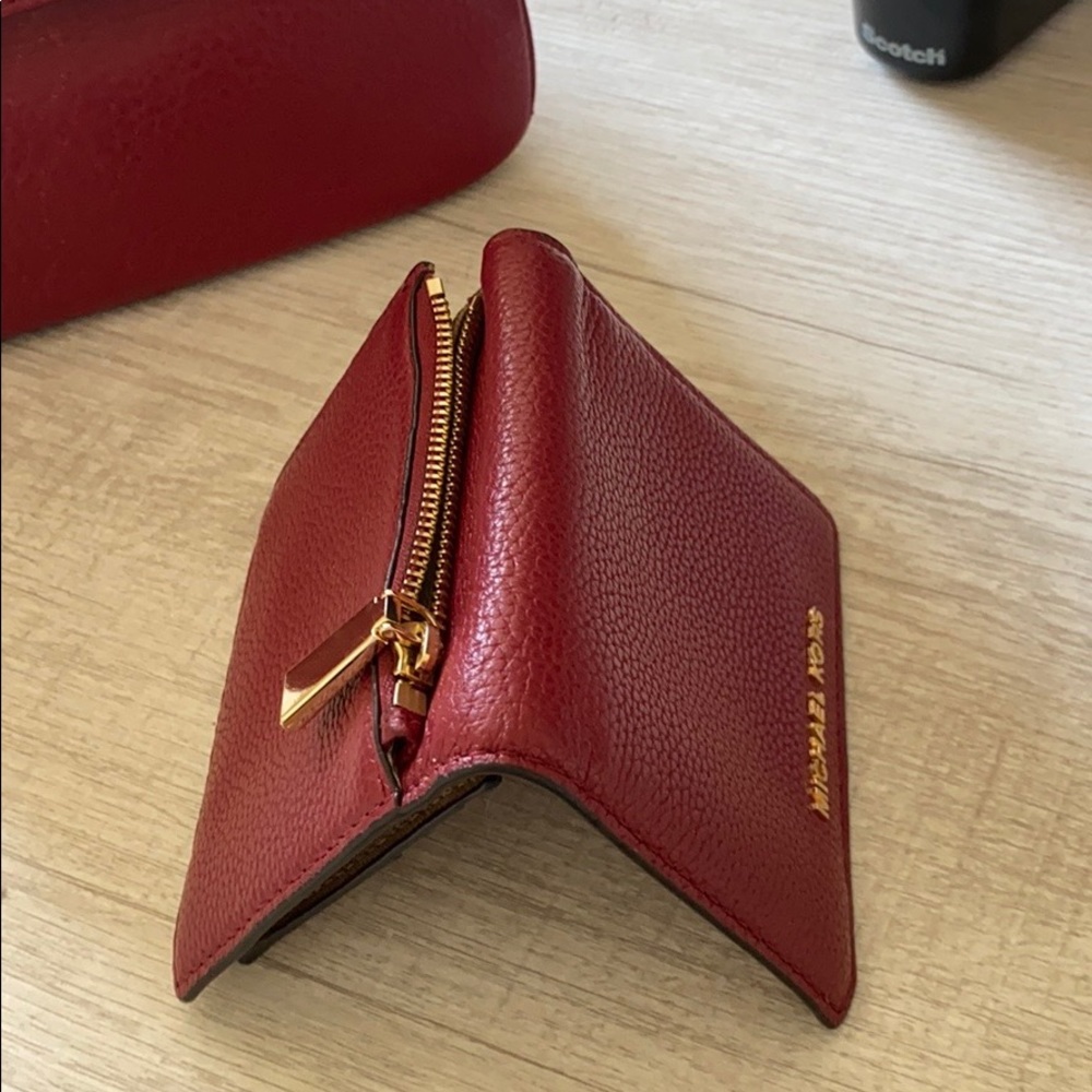MK Red Bag And Wallet - Picture 15 of 16